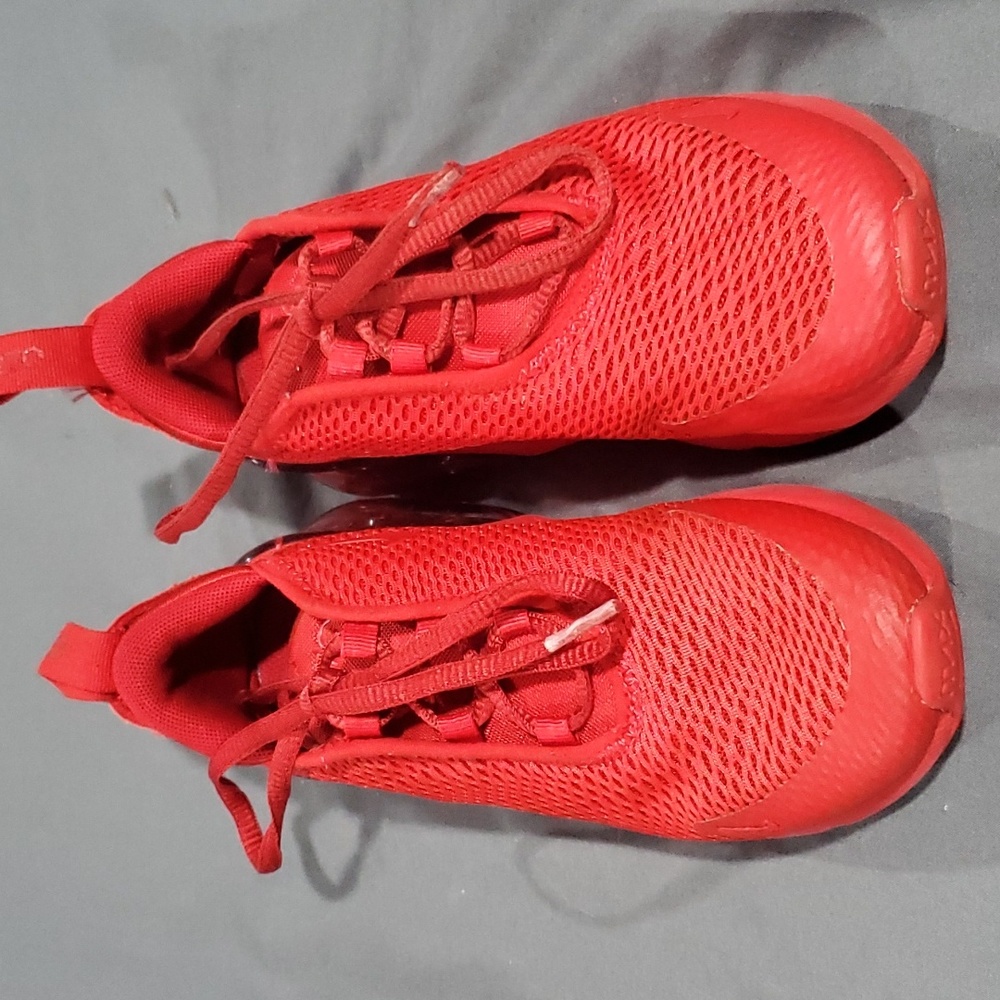 Nike Airmax 270 shoes